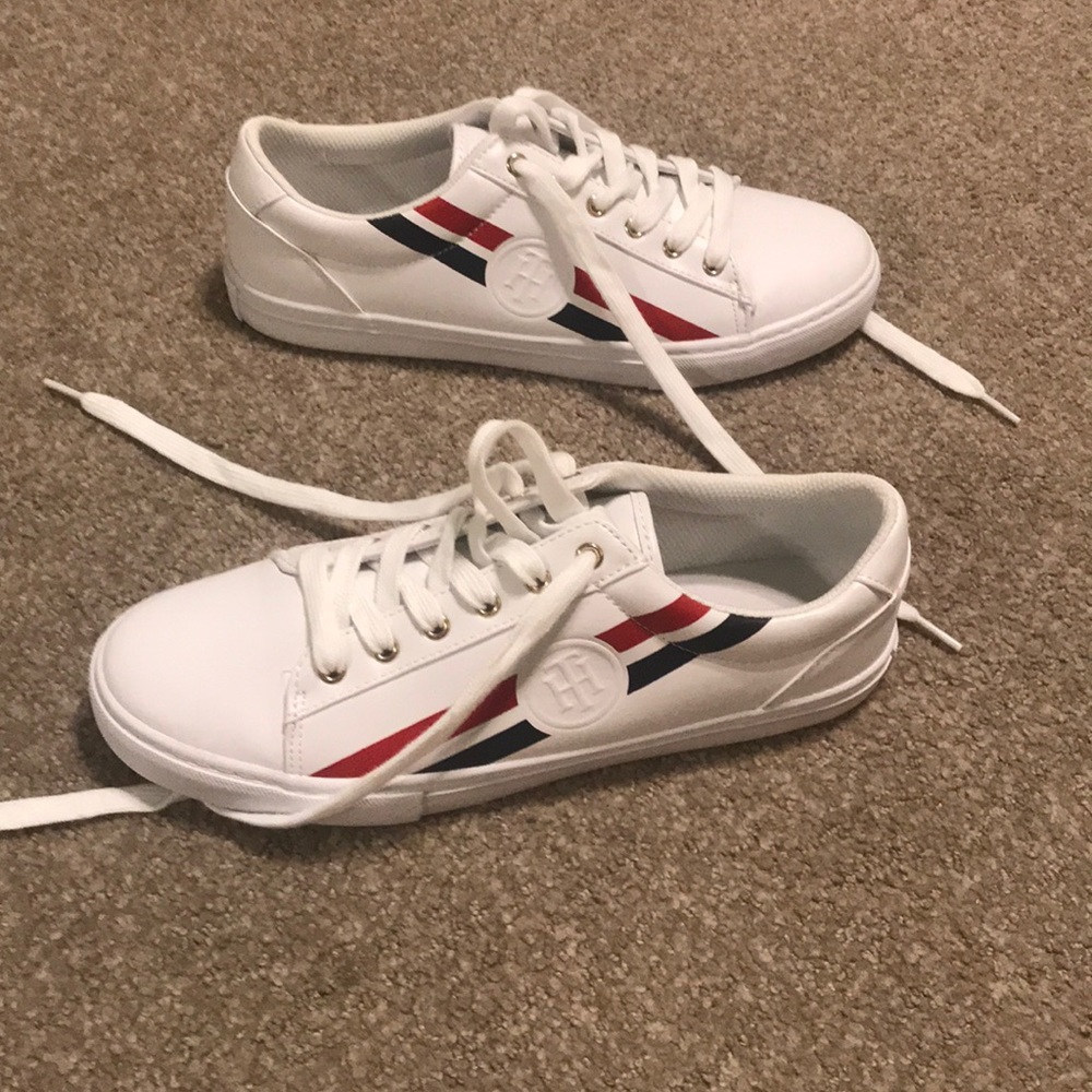 Blue and red stripe